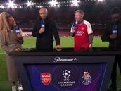 Piden el despido de Carragher por este comentario a la presentadora estrella de la CBS