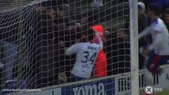 El momento en el que el portero del Rayo Majadahonda dice basta y se engancha con el racista