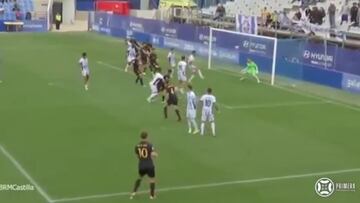 ¿Se debe anular un gol cuando entra un segundo balón en el campo? Esto dice el reglamento arbitral