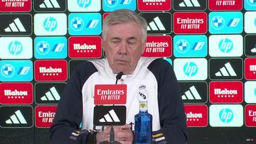 Ancelotti: “A Vinicius le dan patadas, le insultan... ¿y él qué tiene que hacer?”