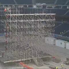 Comienzan a montar el escenario del primer concierto en el Bernabéu y luce imponente