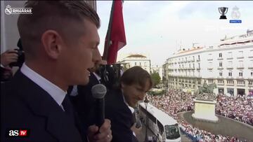 No apto para sensibles: Kroos y el momento en la celebración de la Liga que pone los ojos llorosos