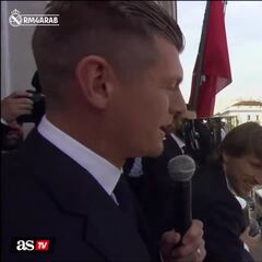 No apto para sensibles: Kroos y el momento en la celebración de la Liga que pone los ojos llorosos