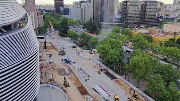 Fuga de gas en el Bernab¨¦u: el accidente provoca cortes de tr¨¢fico y paradas del Metro