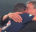 El contraste de saludos de Mbappé con Luis Enrique y Al Khelaïfi