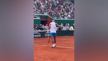 An impressive 15,000 fans watched Rafael Nadal’s practice session at Roland Garros
