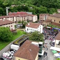 La última exhibición de Kilian Jornet: un avión en Zegama 2024
