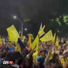 El Ángel de la Independencia se vistió de azul y amarillo por el título del América