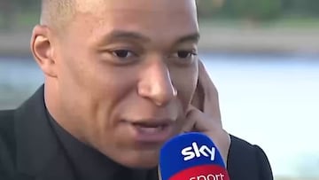 Watch Kylian Mbappé's annoyed reaction to reporter’s Real Madrid question