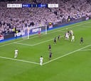 Es la epopeya interminable: lo que pasó tras la revisión del 2-1 es historia del Bernabéu