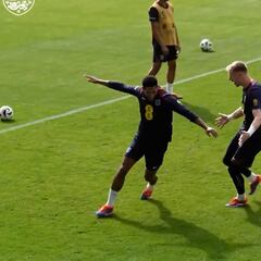 Bellingham está a tope: su última ocurrencia en el entrenamiento ya da la vuelta a Inglaterra