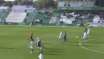 El mejor gol en el fútbol español de lo que va de año: la locura de Ontiveros a más de 60m de la portería