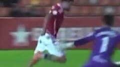 ¡Señoras y señores, estamos ante el mejor gol del fin de semana! Da la vuelta al mundo seguro