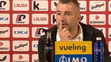 Cómo calentar a un entrenador en descenso con una sola pregunta: vean el incendio