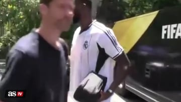 El momentazo de Rüdiger antes de subirse al bus: vean la reacción de Xabi Alonso