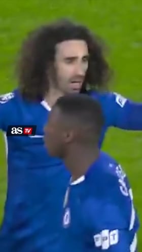 ¿Eres tú, Marc? Hasta los mejores fallan: la roja a Cucurella difícil de creer