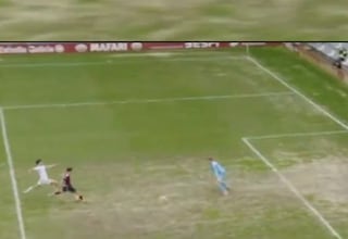 El relevo de Courtois está asegurado: las dos paradas bestiales de Fran González en 5 minutos