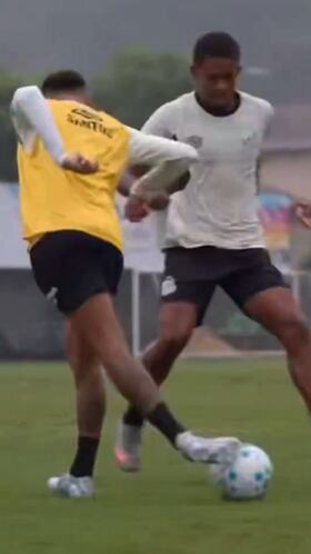Suma 2M de reproducciones solo en ‘X’ y se ha ganado la admiración del fútbol: el caño de Neymar con su zurda...