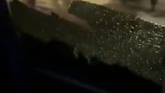 Apedrean el autobús del UCAM Murcia con los jugadores dentro: la escena es terrorífica