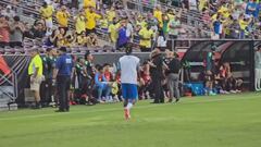 Gestos como este le honran, y mucho: Vinicius y el momento repetido en bucle en redes