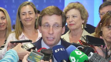 Almeida, a Sánchez: “No es el p*** amo, es un p*** perdedor”