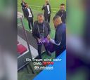 El gesto de Mbappé cuando le lanzan una camiseta del Madrid: lo que antes era tabú ahora es 100% amor