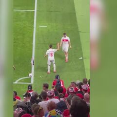 Le insultan, le tiran de todo y responde así: esto de Güler tras el 0-2 tiene a todo Turquía loco