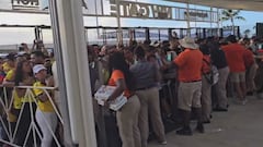 Panic in Miami: people on the verge of suffocation before entering Hard Rock Stadium