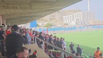 Así se las gastan los irlandeses: viajan a Gibraltar y les cantan “es español...”