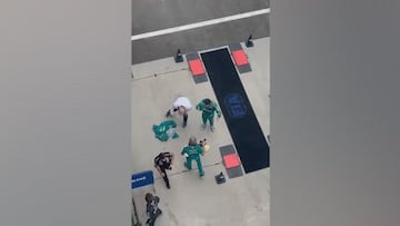 Sale a la luz la furibunda reacción de Alonso tras la bandera roja con un delegado de la FIA