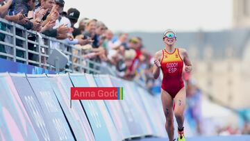 La crítica de Anna Godoy y Miriam Casillas tras el triatlón