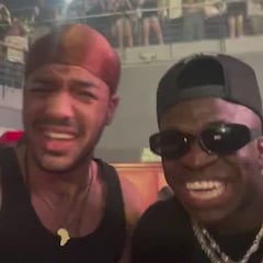 TT al instante: el vídeo de Vinicius y Ester Expósito dándolo todo en un concierto en Madrid