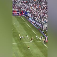 Electrifying Real Madrid entrance at MetLife Stadium: thousands of fans, sparse Barcelona supporters!