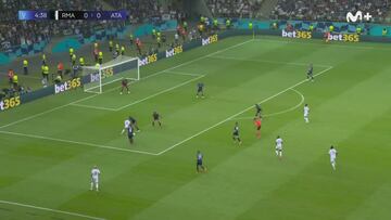 Primer balón dentro del área de Mbappé: la locura que intentó y le salió es grandeza absoluta