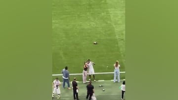 Kim Kardashian and Vinicius Jr. light up Santiago Bernabéu with iconic selfie!