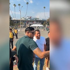 ¡No lo hagan enojar! El regaño del Tuca Ferretti con algunos aficionados en Carson