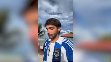 Va a bañarse a una playa de Maldivas y se sorprende con esta restricción: “Primera vez que lo veo”