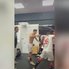 El Sevilla saca a la luz el vídeo de Navas entrando en el vestuario tras el gol: emociona ver a una leyenda así