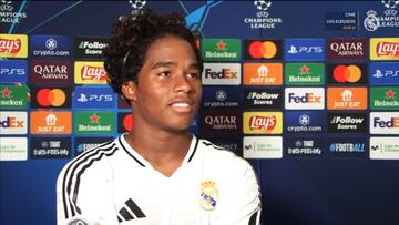 Endrick se emociona en TV tras su debut goleador en Champions: así fue su primera entrevista en el Bernabéu