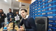 Fernando Gago, molesto por la derrota de Chivas frente a Cruz Azul