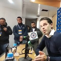Fernando Gago, molesto por la derrota de Chivas frente a Cruz Azul