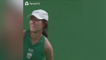 El precioso gesto de Sinner con una recogepelotas que se llevó un pelotazo: conmovedor