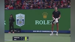 Cuando tu madre te la lía en el punto clave del partido: la reacción de Rune, brutal