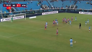 Enfado tremendo en redes, los atléticos hablan de “robo”: el gol del Ibiza en el 95′ al Atlético B hay que verlo