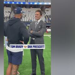 Tom Brady’s epic expression: captivated by Dak Prescott pre-game chat