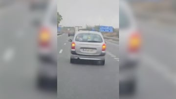 Espeluznante: el robo de un camión a 120 km/h en plena autovía, se juegan la vida