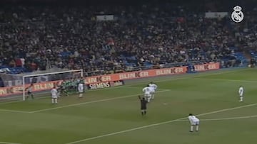 El inolvidable cañonazo de Roberto Carlos a 144 km/h con los 11 del Betis debajo de los palos
