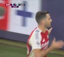 Mikel Merino en modo imparable: golazo al Liverpool para estrenarse en la Premier