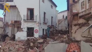 Durísimas imágenes de las labores de rescate de la Guardia Civil y sus perros en Letur, Albacete.