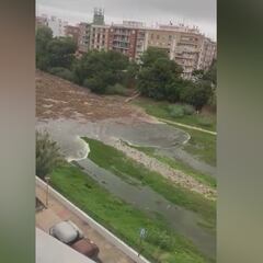 La aterradora secuencia de la llegada de la primera riada a Valencia